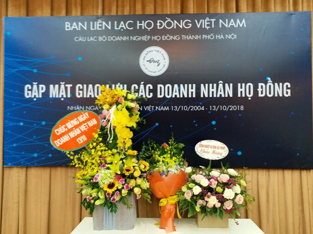 gap-mat-cac-doanh-nhan-ho-dong-nhan-ngay-doanh-nhan-viet-nam-13-10